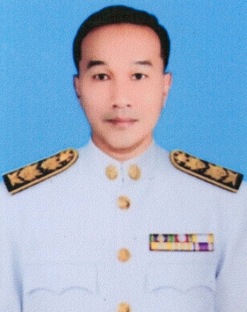 นายสรวุทร   สายบุตร